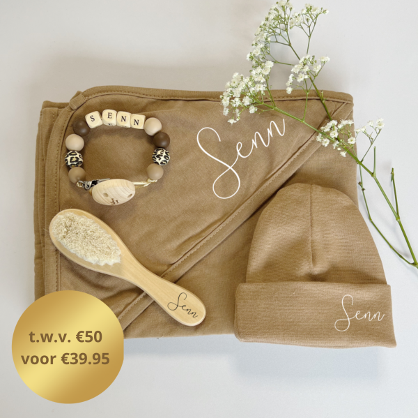 Kraamcadeau met naam - Cadeauset brown €40